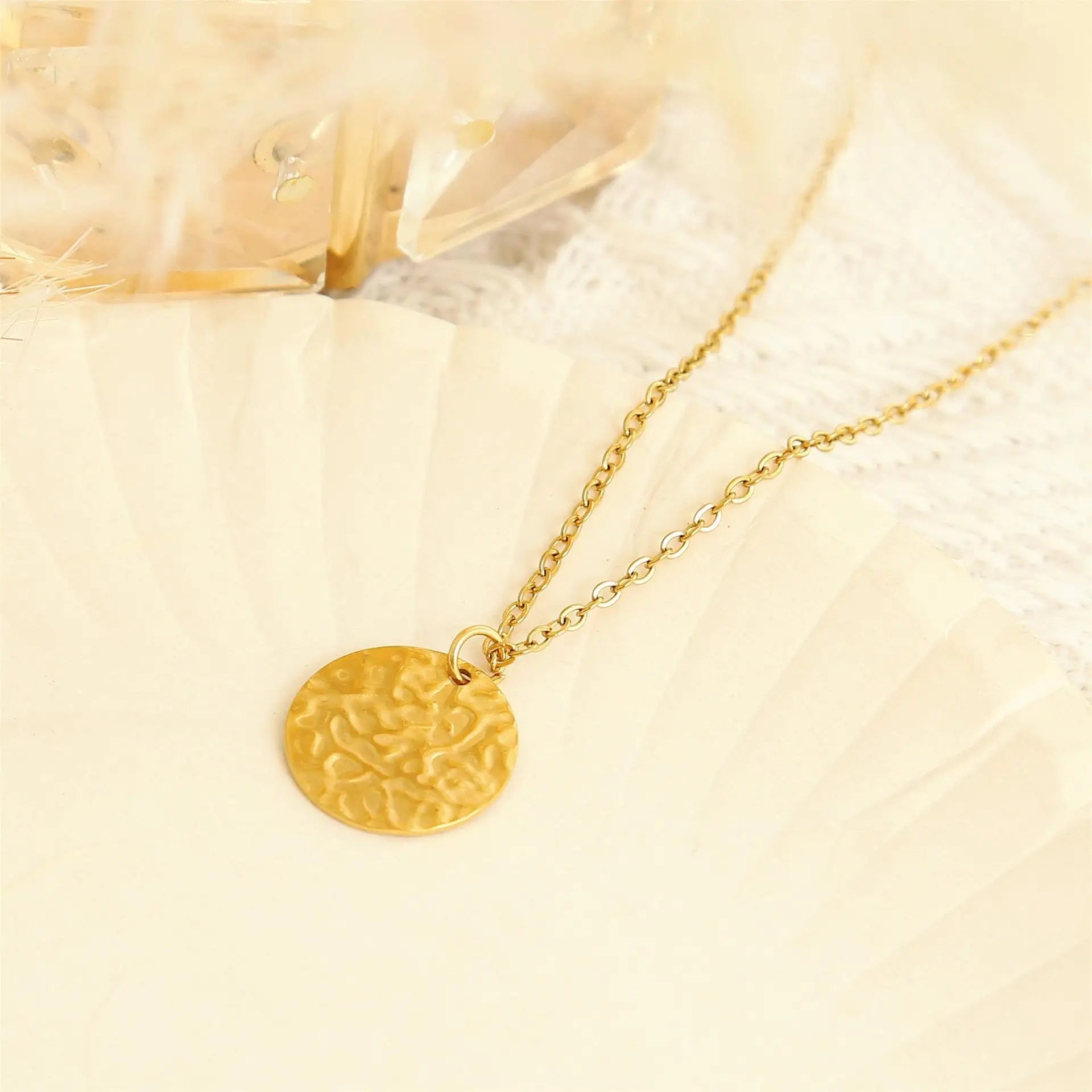 Chic Stylish Round Pendant Multi-layer Chain Necklace,for Women Daily Party Holiday Jewelry